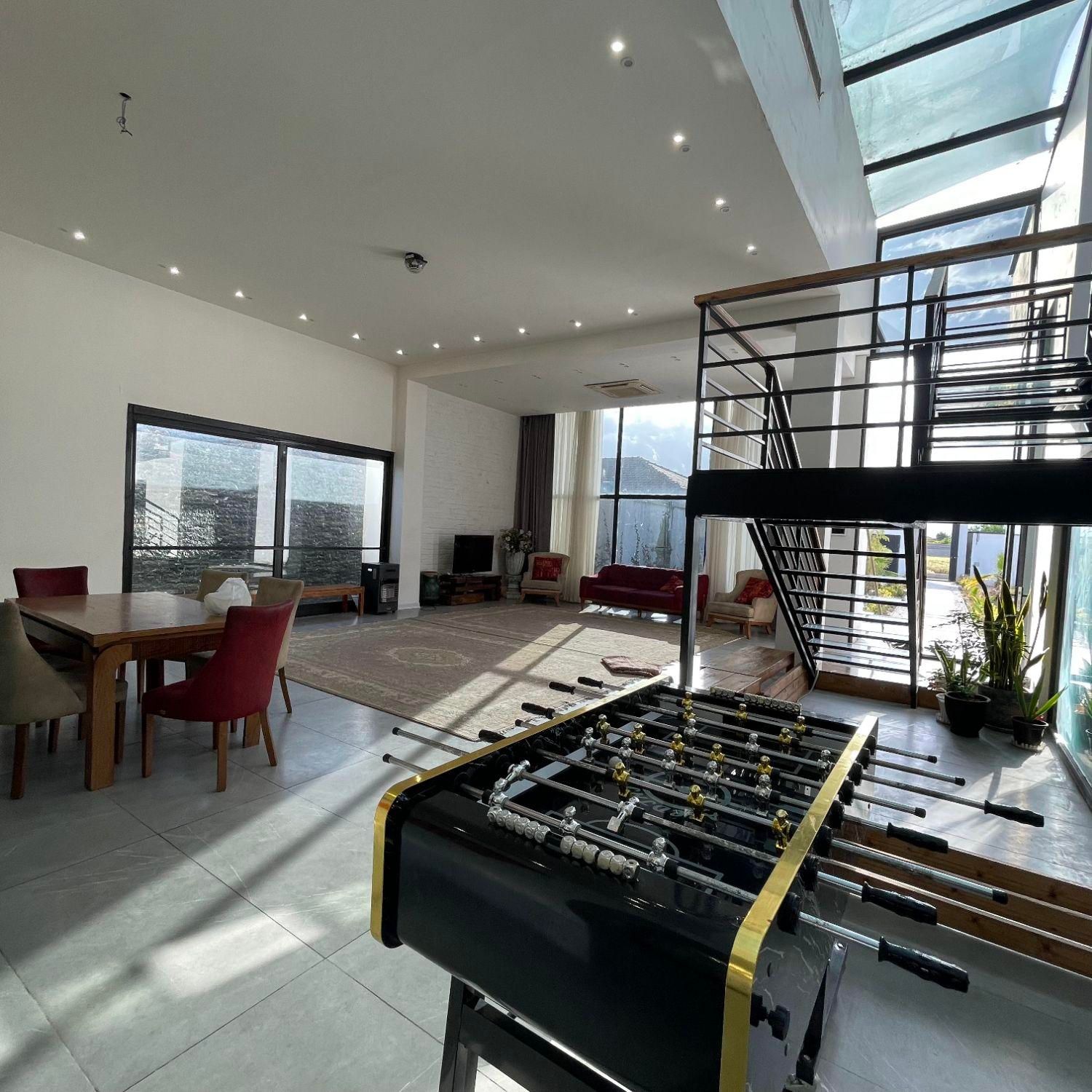 اجاره استخر سرپوشیده دوبلکس کبوتراباد|اجارهٔ کوتاه‌مدت ویلا و باغ|اصفهان, پارک مشتاق|دیوار