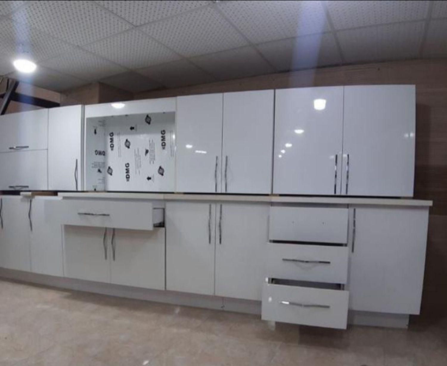 کابینت آشپزخانه با دستگیره طلایی کد 34412|مصالح و تجهیزات ساختمان|شاهرود, |دیوار