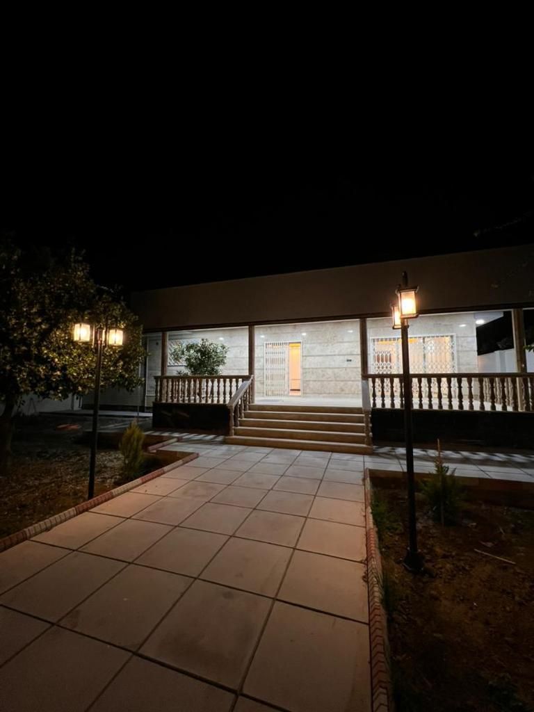 باغ ویلای ۱۵۰ متری ۳ خوابه ۱۱۰۰مترزمین استخردار|فروش خانه و ویلا|هادی شهر, |دیوار