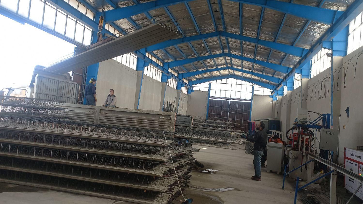 خرپا تیرچه بتنی فلزی و پایه فنس با استاندارد|خدمات پیشه و مهارت|اراک, |دیوار