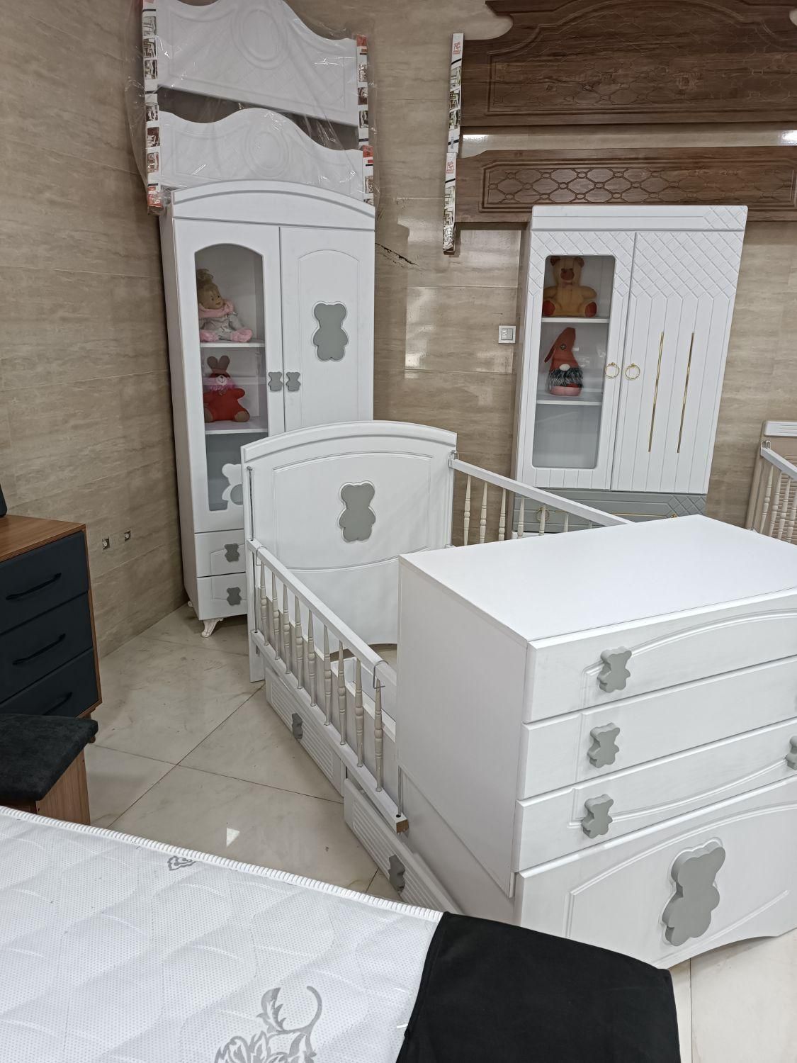 سرویس خواب کودک و نوجوان چوب راش طرحدار|تخت و سرویس خواب|رشت, استقامت ۱|دیوار