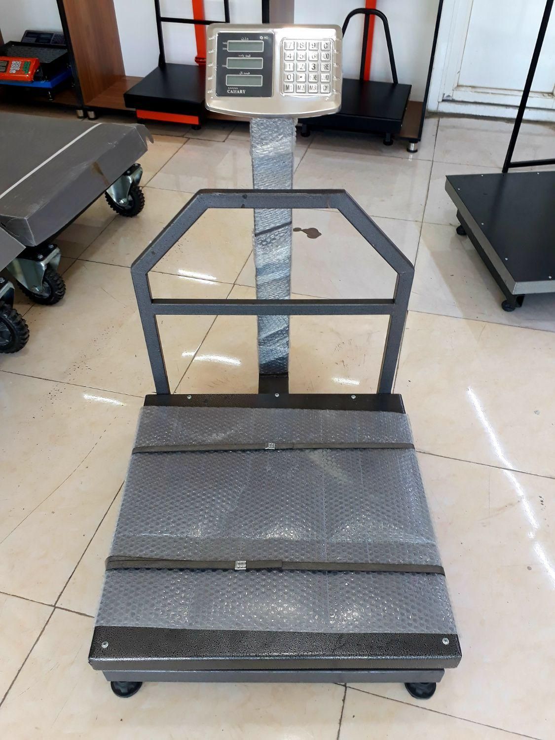 ترازو باسکول سنگین ۵۰۰ و ۷۰۰ کیلو|فروشگاه و مغازه|شهریار, شهریار|دیوار