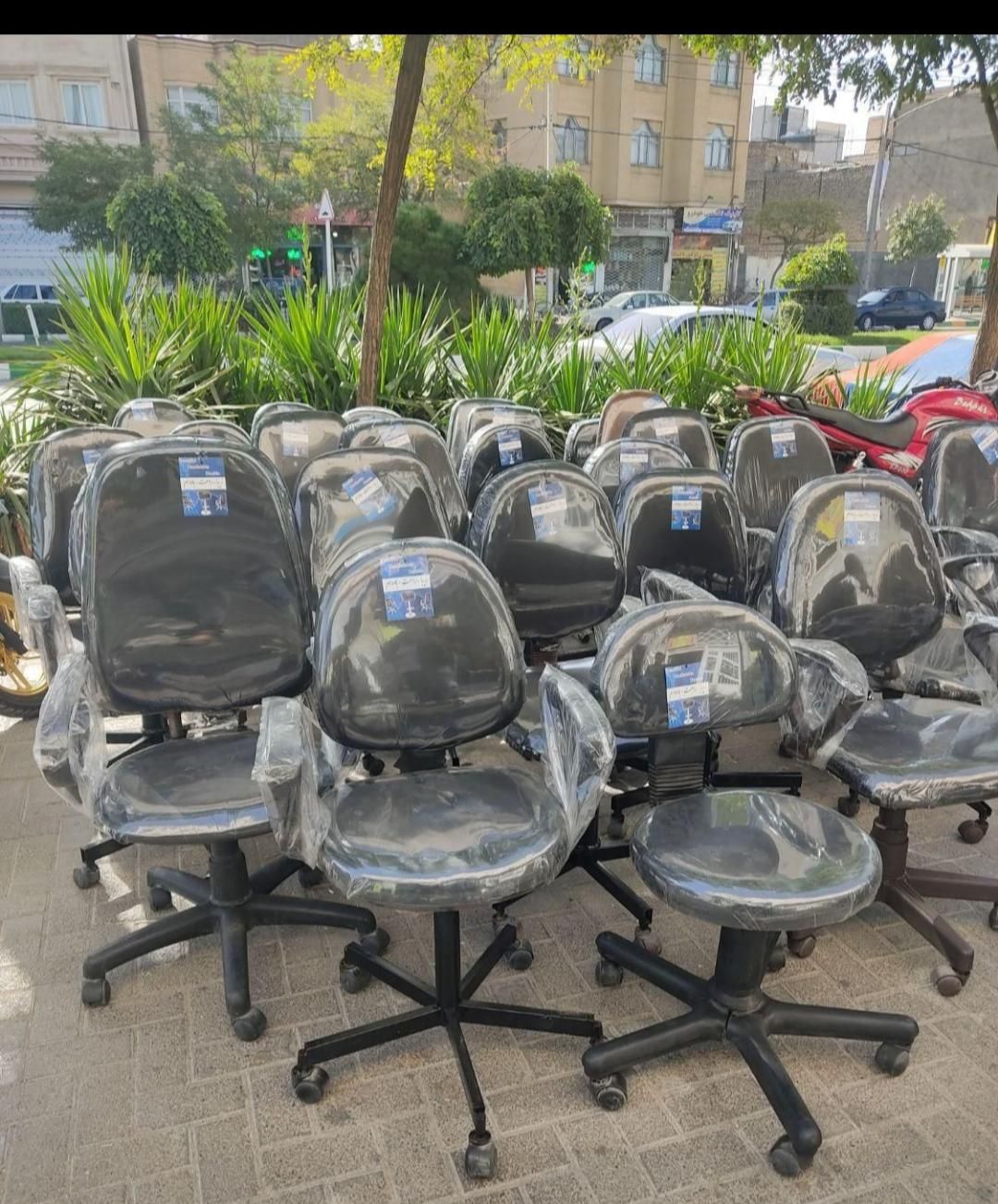 صندلی چرخدار اداری آتنا صنعت|دفتر کار|مشهد, وحید|دیوار