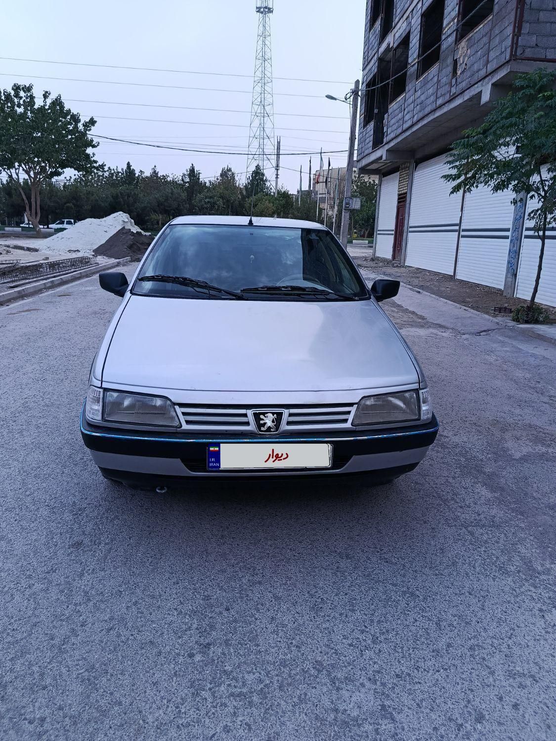 پژو 405 GLX - دوگانه سوز CNG،فابریک مدل ۱۳۹۶|خودرو سواری و وانت|قم, امامزاده ابراهیم|دیوار