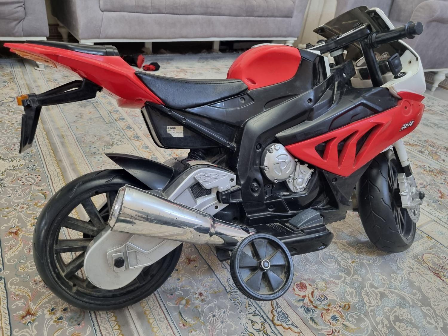 موتور شارژی BMW s1000rr|اسباب‌‌بازی|تهران, اتابک|دیوار