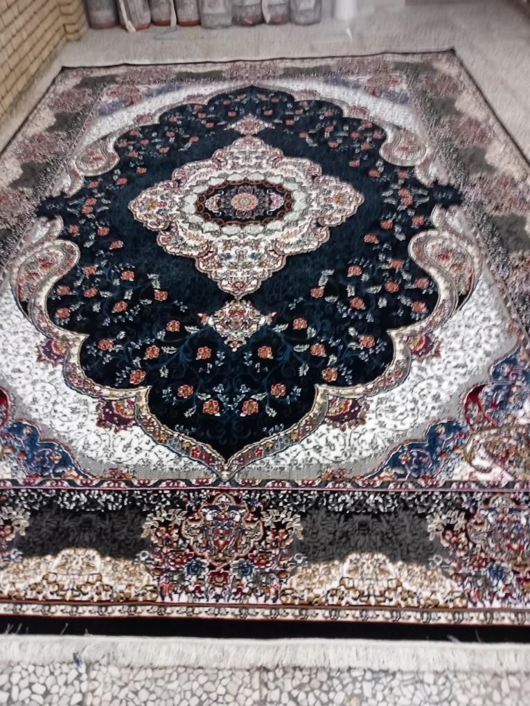 چند عدد فرش ۶ متری ۹ و12 آکبند و نه|فرش|شهریار, |دیوار