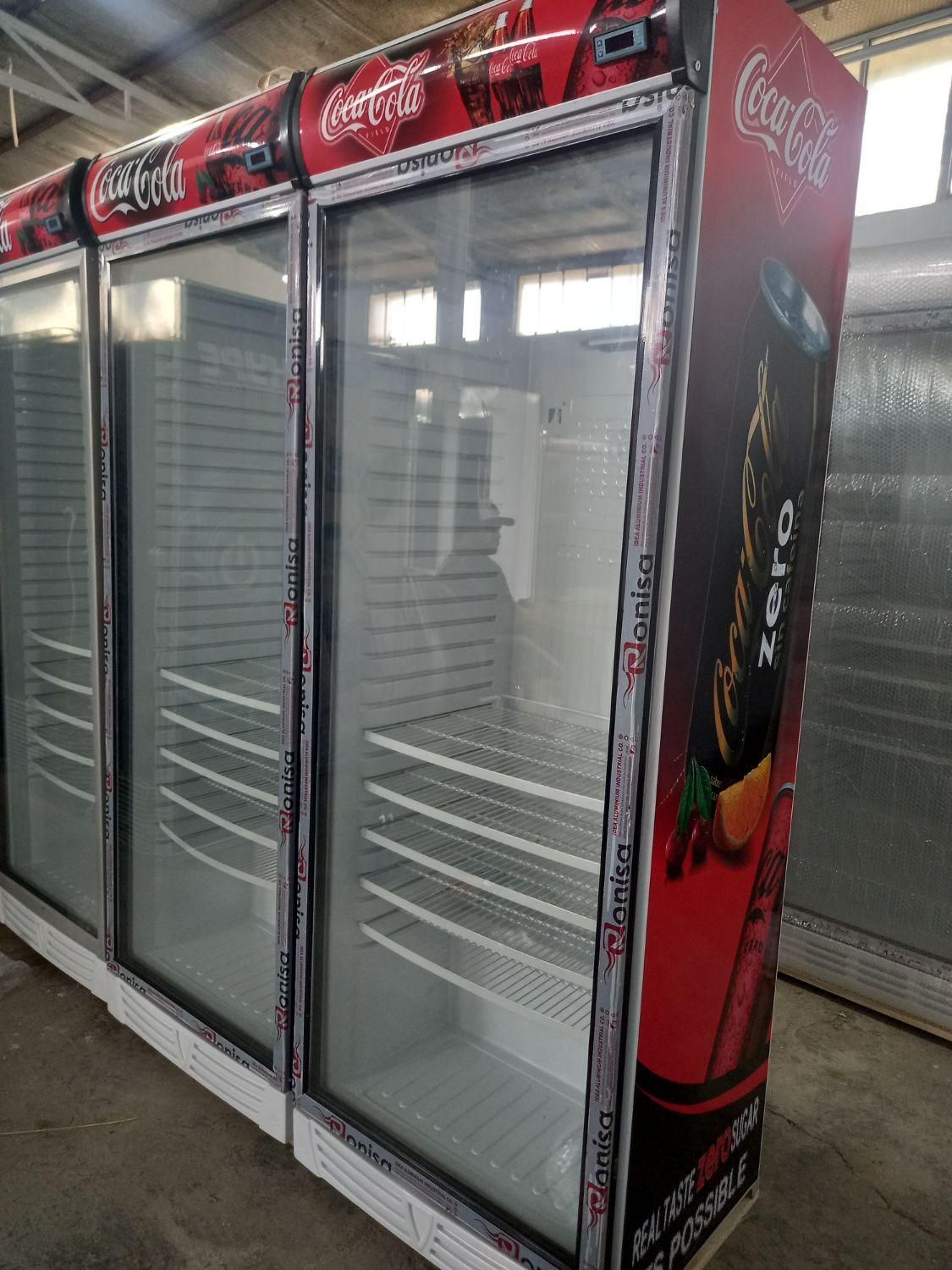 یخچال نوشابه وان سفید و مشکی|فروشگاه و مغازه|دهلران, |دیوار