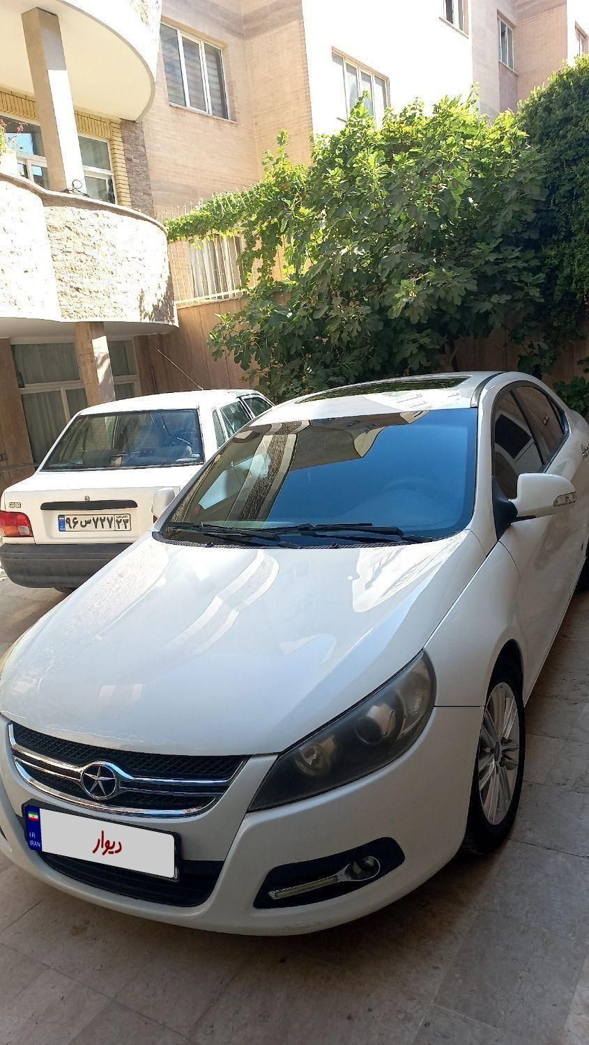جک J5 اتوماتیک 1800cc، مدل ۱۳۹۳بدون رنگ|خودرو سواری و وانت|اصفهان, برازنده|دیوار