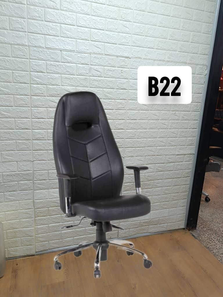 فروش انواع صندلی مدیریتی کیفیت بالا|صندلی و نیمکت|صومعهسرا, |دیوار