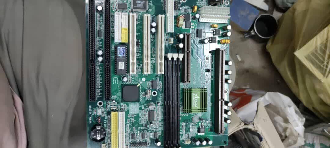 فروش و خریدار مادربرد های قدیمی وخراب کامپیوتر|قطعات و لوازم جانبی رایانه|تهران, صادقیه|دیوار