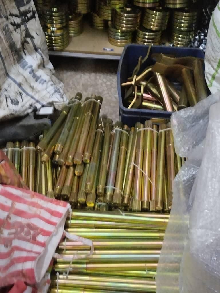 لوازم بیل بکهو|ماشین‌آلات صنعتی|ابریشم, |دیوار