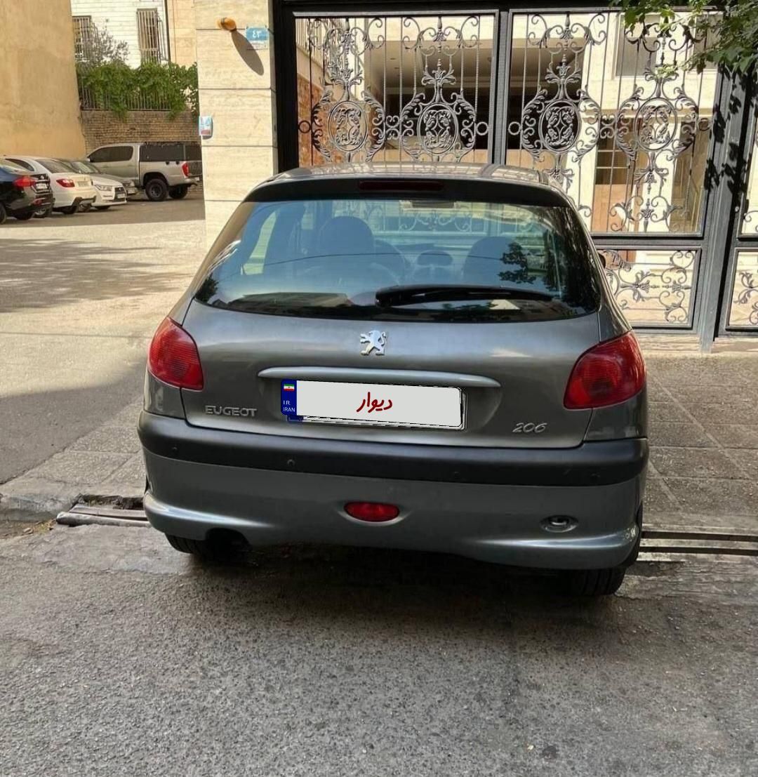 206 مدل 1385|خودرو سواری و وانت|تهران, پیروزی|دیوار