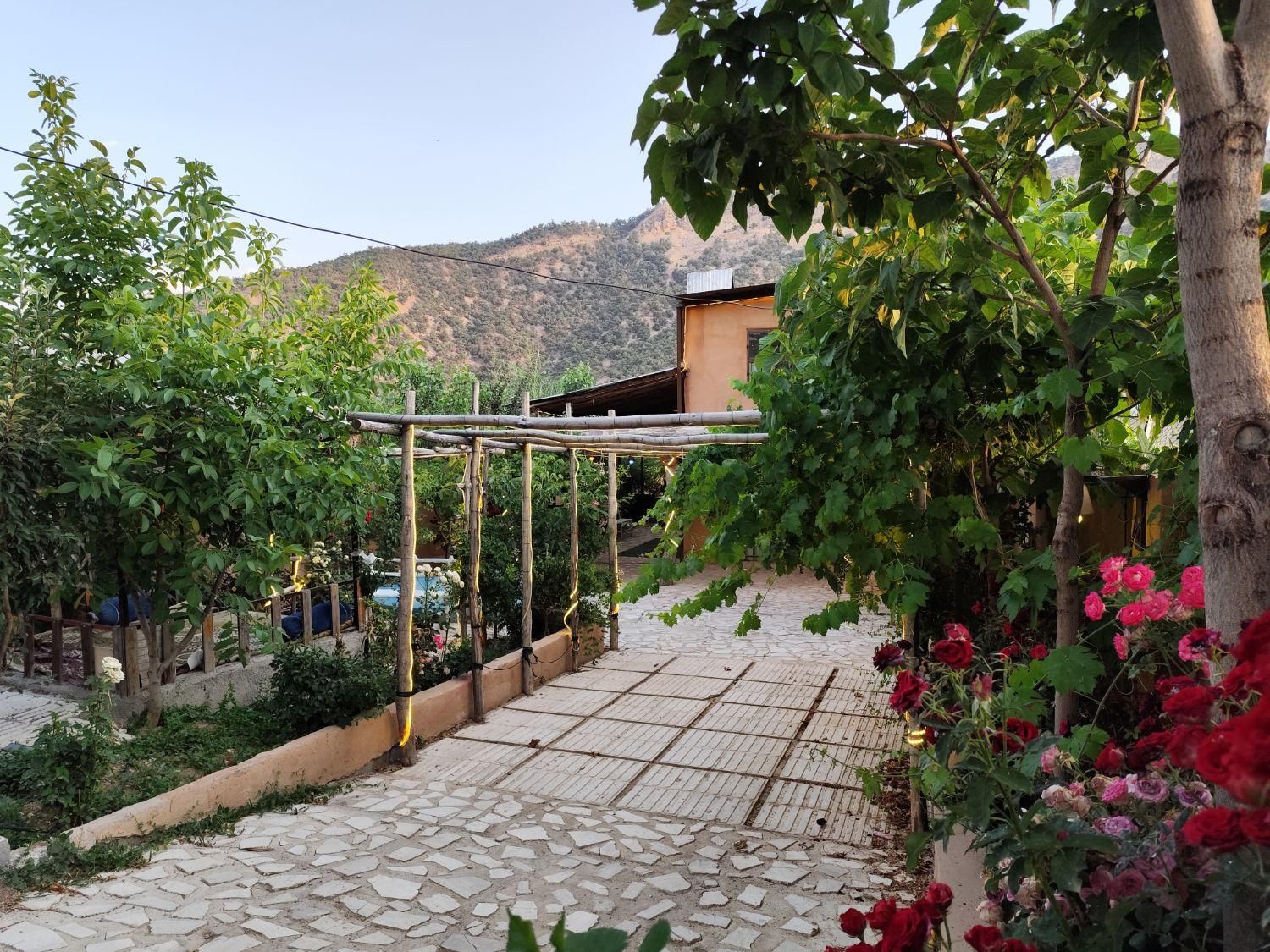 اجاره ویلا یاسوج ، مسافر ، دورهمی ،تولد ،عکاسی|اجارهٔ کوتاهمدت ویلا و باغ|یاسوج, |دیوار