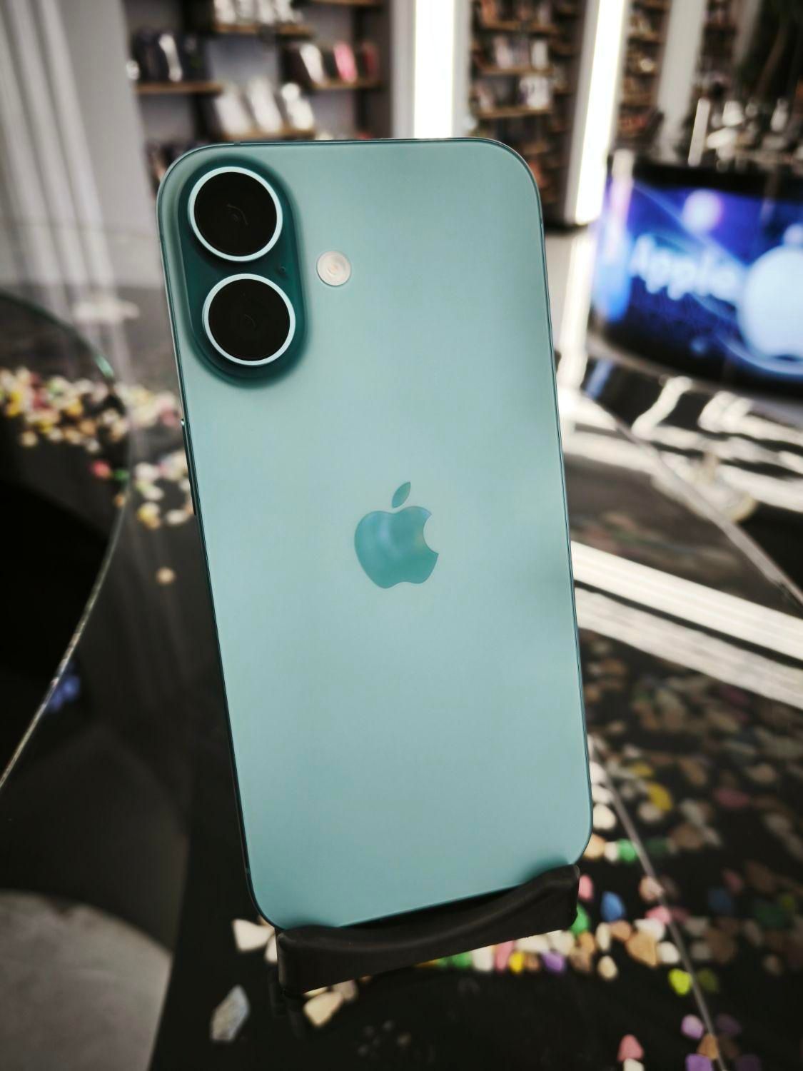 Iphone 16 رجیستر شده با گارانتی کف قیمت|موبایل|قم, نیروگاه|دیوار