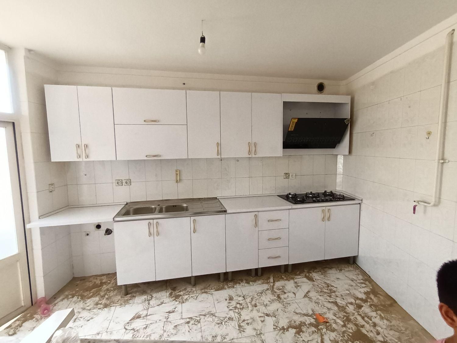 کابینت سفیدگلاسه جرجانی|مصالح و تجهیزات ساختمان|گرگان, |دیوار