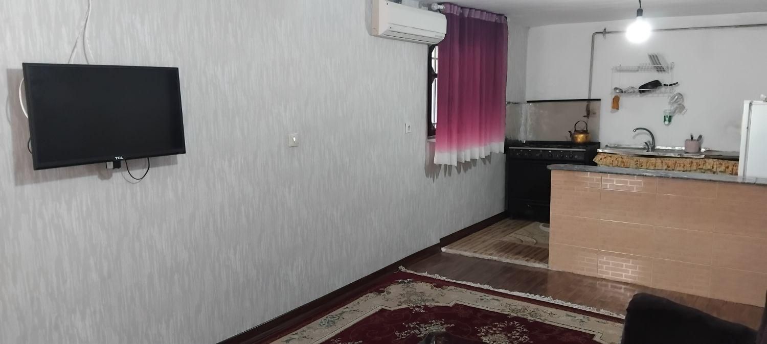 اجاره سوئیت دربست حیاط دار با پارکینگ|اجارهٔ کوتاه‌مدت آپارتمان و سوئیت|ساری, |دیوار
