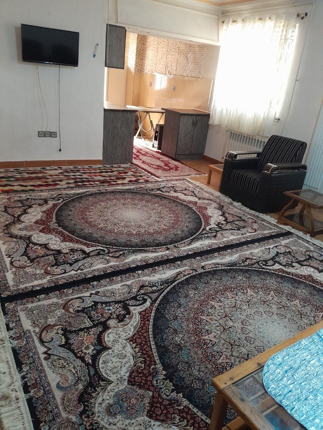 سوئیت آپارتمان ۱۰۰متری دوخوابه رشت مرکز|اجارهٔ کوتاه‌مدت آپارتمان و سوئیت|رشت, کوی عرفان|دیوار