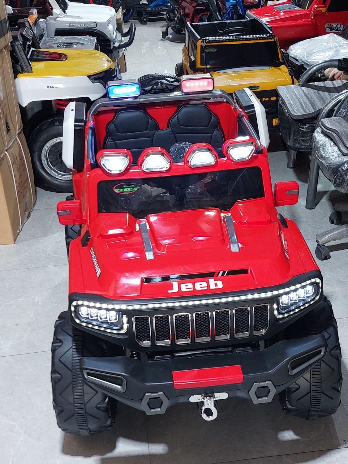 ماشین شارژی jeep کیلومتر دیجیتال فول اپشنال|اسباب‌بازی بچه|کرج, گلشهر|دیوار