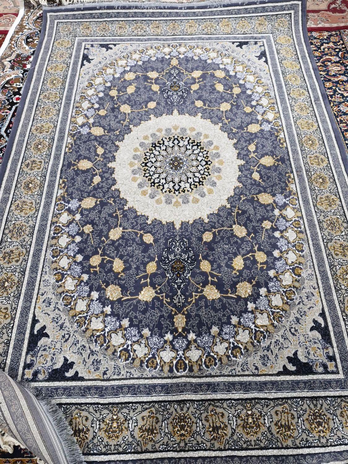 فرش9متری700شونه8عددآکبندمناسب برای عروس داماد طوسی|فرش|اردبیل, |دیوار