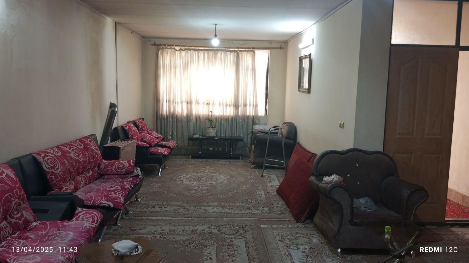 فروش آپارتمان ۹۵ متری ۲ خوابه طبقه ۲ودر محله طلاب|فروش آپارتمان|مشهد, وحید|دیوار