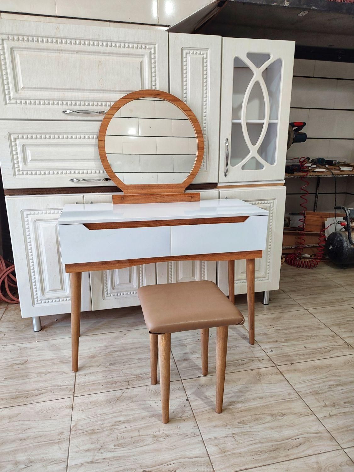 میزآرایش و صندلی|مبلمان خانگی و میز عسلی|خرمآباد, |دیوار