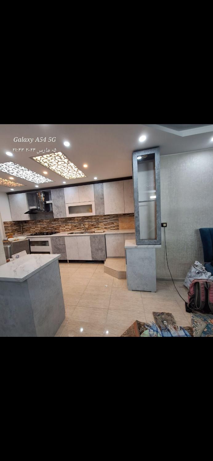 نصاب انواع برچسب . کار رو بدین به بلد کار|خدمات پیشه و مهارت|رشت, رشتیان|دیوار