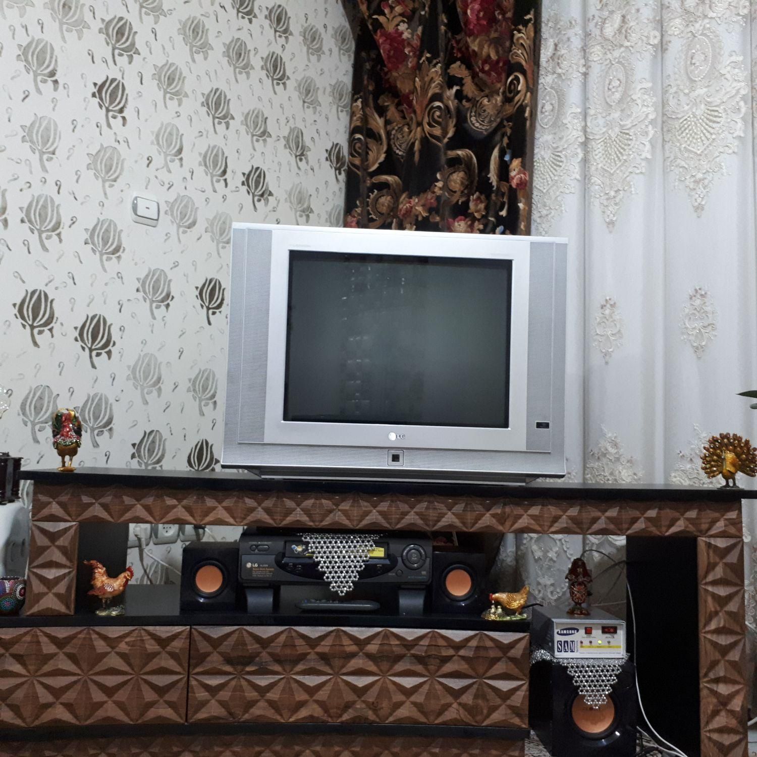 تلویزیون LG اصل کره تمیز 21 اینچ|تلویزیون و پروژکتور|تهران, مسعودیه|دیوار