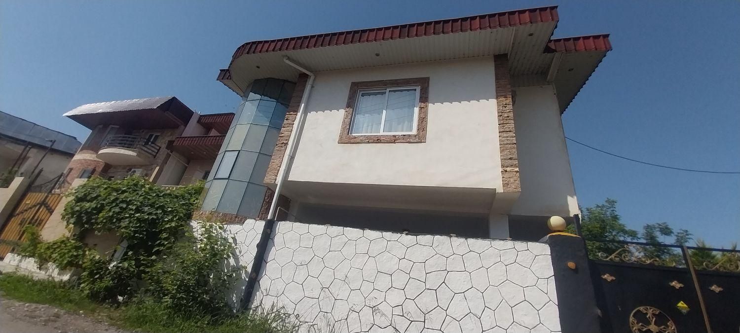 ویلادوخوابهاستخرجکوزی|اجارهٔ کوتاهمدت ویلا و باغ|چالوس, |دیوار