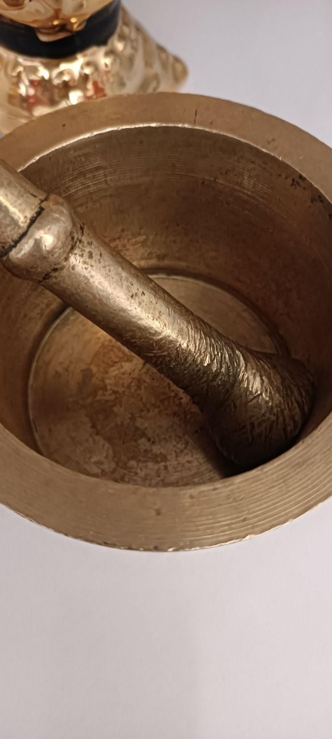 هاونگ برنجی قدیمی|کلکسیون اشیاء عتیقه|بجنورد, |دیوار