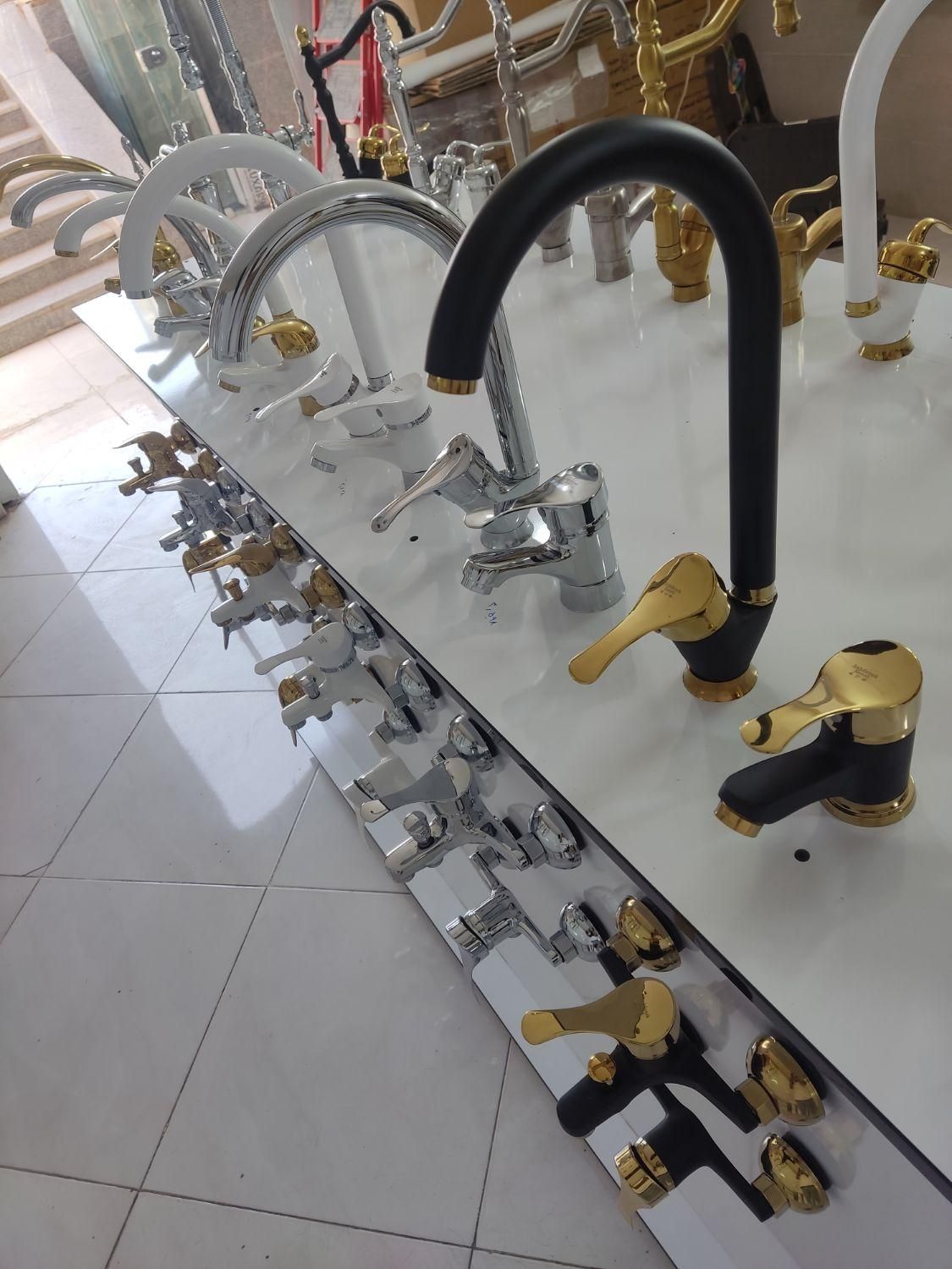 ست شیرالات لاله|مصالح و تجهیزات ساختمان|صدرا-فارس, فاز ۱|دیوار