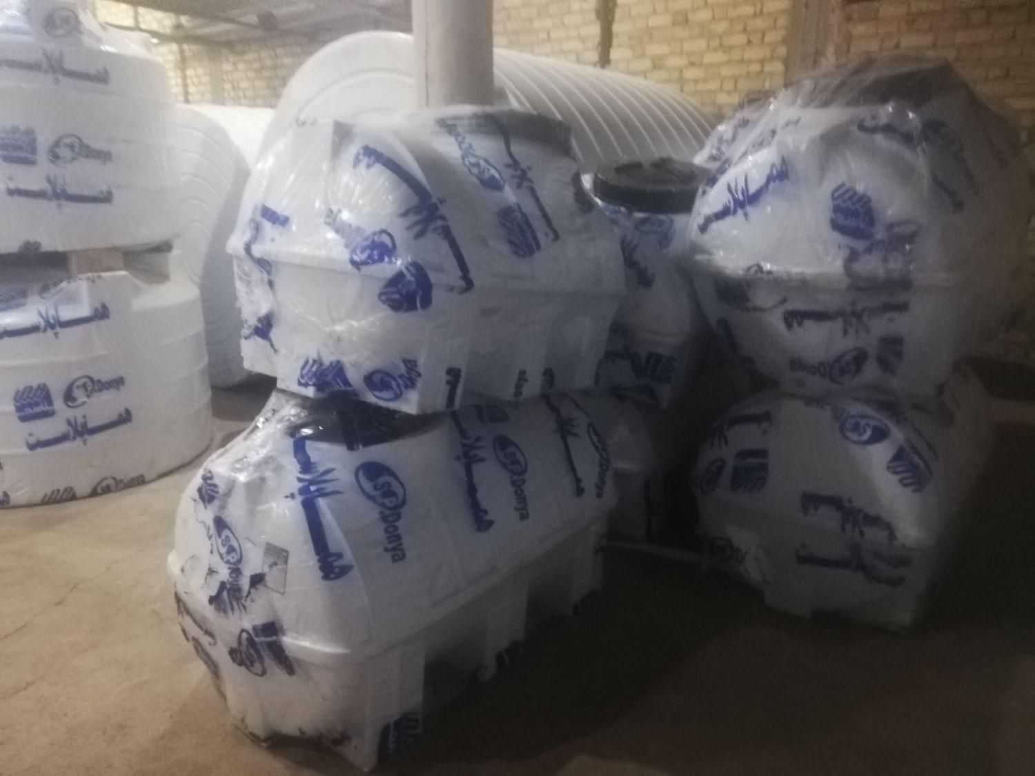 مخازن پلی اتیلن ضد جلبک منبع آب تانکر|مصالح و تجهیزات ساختمان|مرودشت, |دیوار