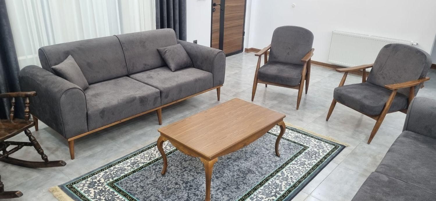 تولیدی کلاسیک مدل مینیمال اسفنج۳۵ویژه*۲سال ضمانت|مبلمان خانگی و میز عسلی|رشت, آب و برق|دیوار