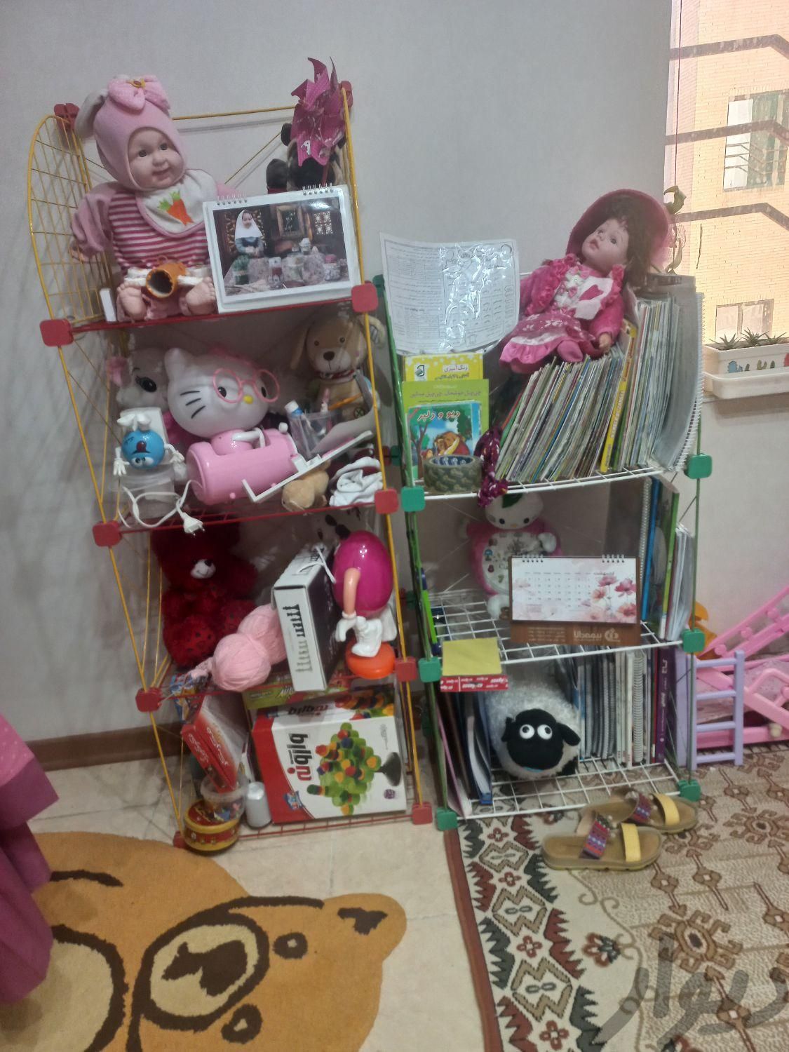 قفسه فلزی کتاب و عروسک ....|کتابخانه، شلف و قفسه‌های دیواری|یزد, |دیوار