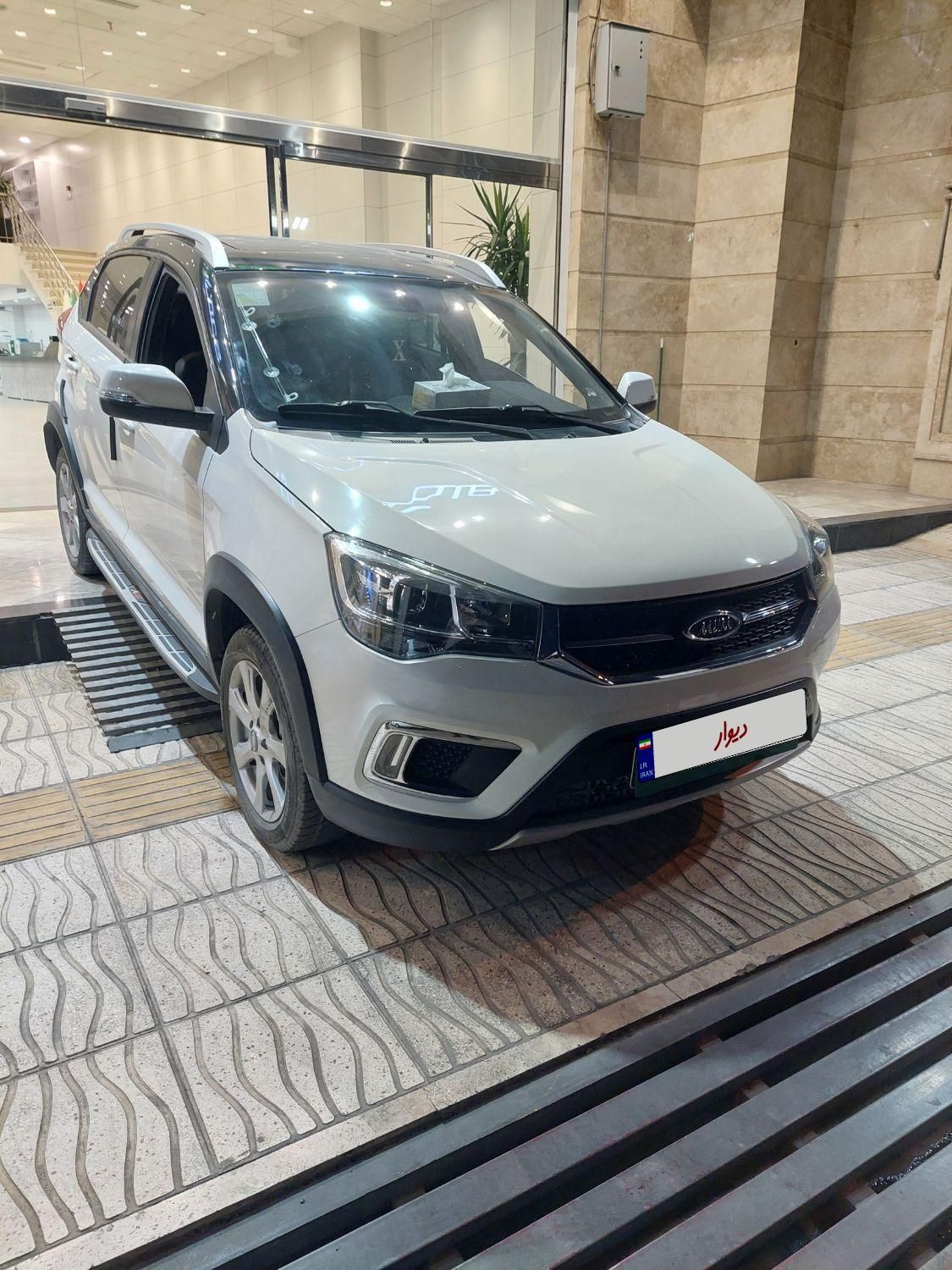 ام‌وی‌ام X22 دنده‌ای اسپرت اکسلنت، مدل ۱۴۰۰|خودرو سواری و وانت|شیراز, شهرک بزین|دیوار