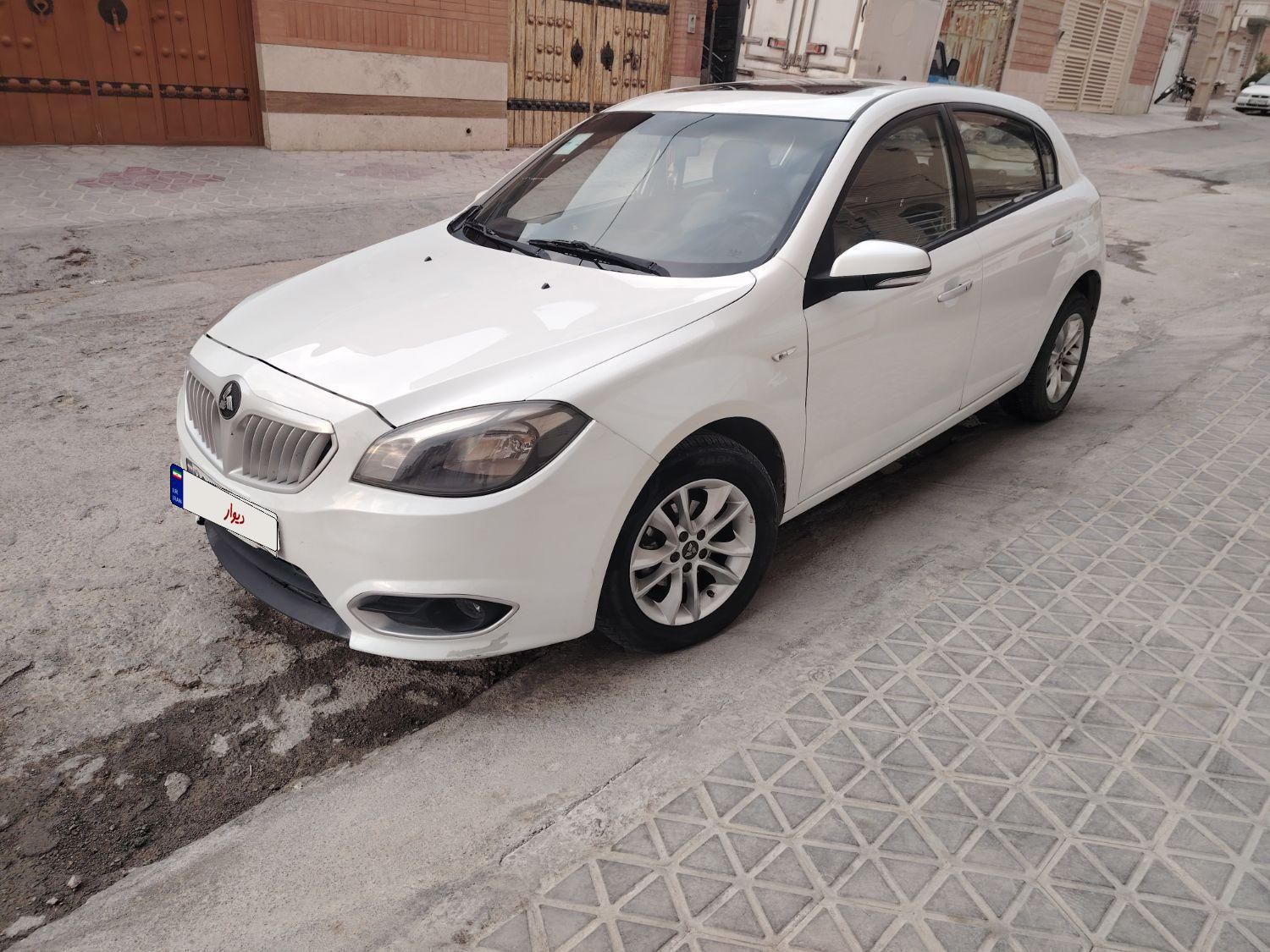 برلیانس 320 اتوماتیک|خودرو سواری و وانت|مبارکه, |دیوار