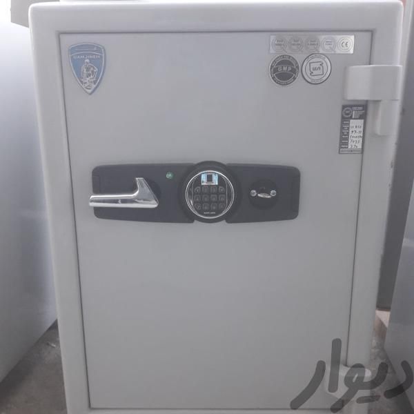 گاوصندوق ۸۰۰k زیرویترینی|فروشگاه و مغازه|کیش, |دیوار