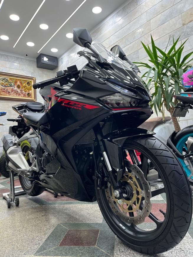 هوندا CBR 250 RR نیوفیس خشک 1402 قاتل ZX25|موتورسیکلت|تهران, منیریه|دیوار