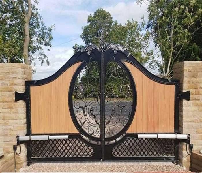 جک بازویی جک پارکینگ ریموت سیماران درب برقی|مصالح و تجهیزات ساختمان|شیراز, شهرک والفجر|دیوار