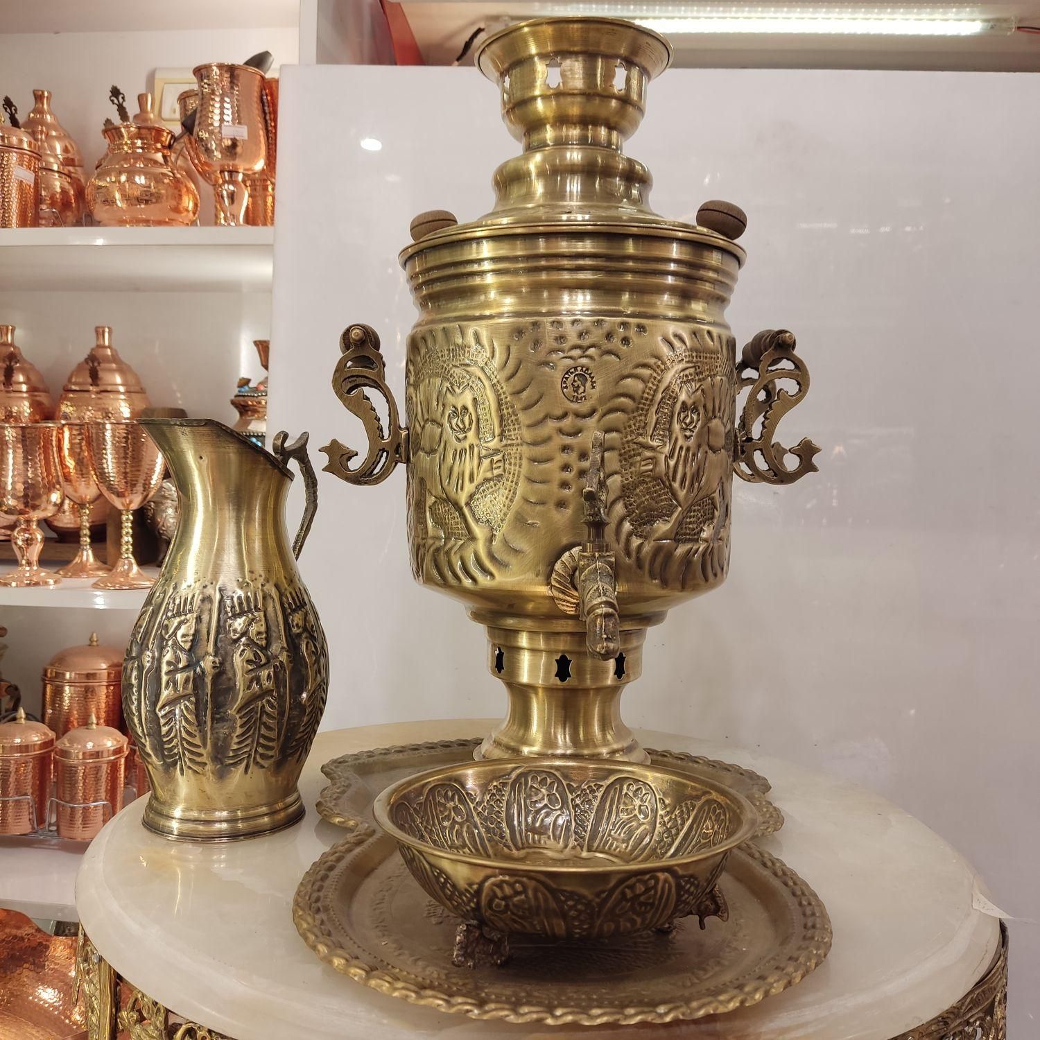 ست سماور ذغالی برنجی/همراه سرویس/تولیدی کویر مس|قوری، کتری، قهوه‌ساز دستی|یزد, |دیوار