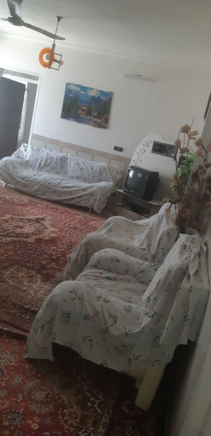 اجاره روزانه سوئیت مبله مستقل همکف حیاط وپارکینگ|اجارهٔ کوتاه‌مدت آپارتمان و سوئیت|کرمان, |دیوار