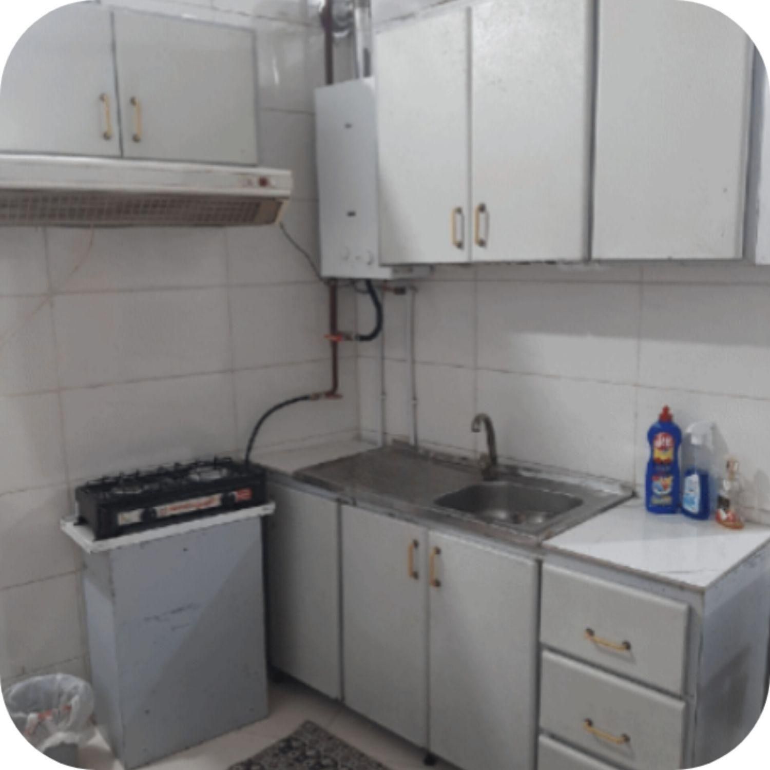 سوییت دارای تخت دونفره،راه جدا، ترجیحا زوجین|اجارهٔ کوتاه‌مدت آپارتمان و سوئیت|لاهیجان, بازکیاگوراب|دیوار