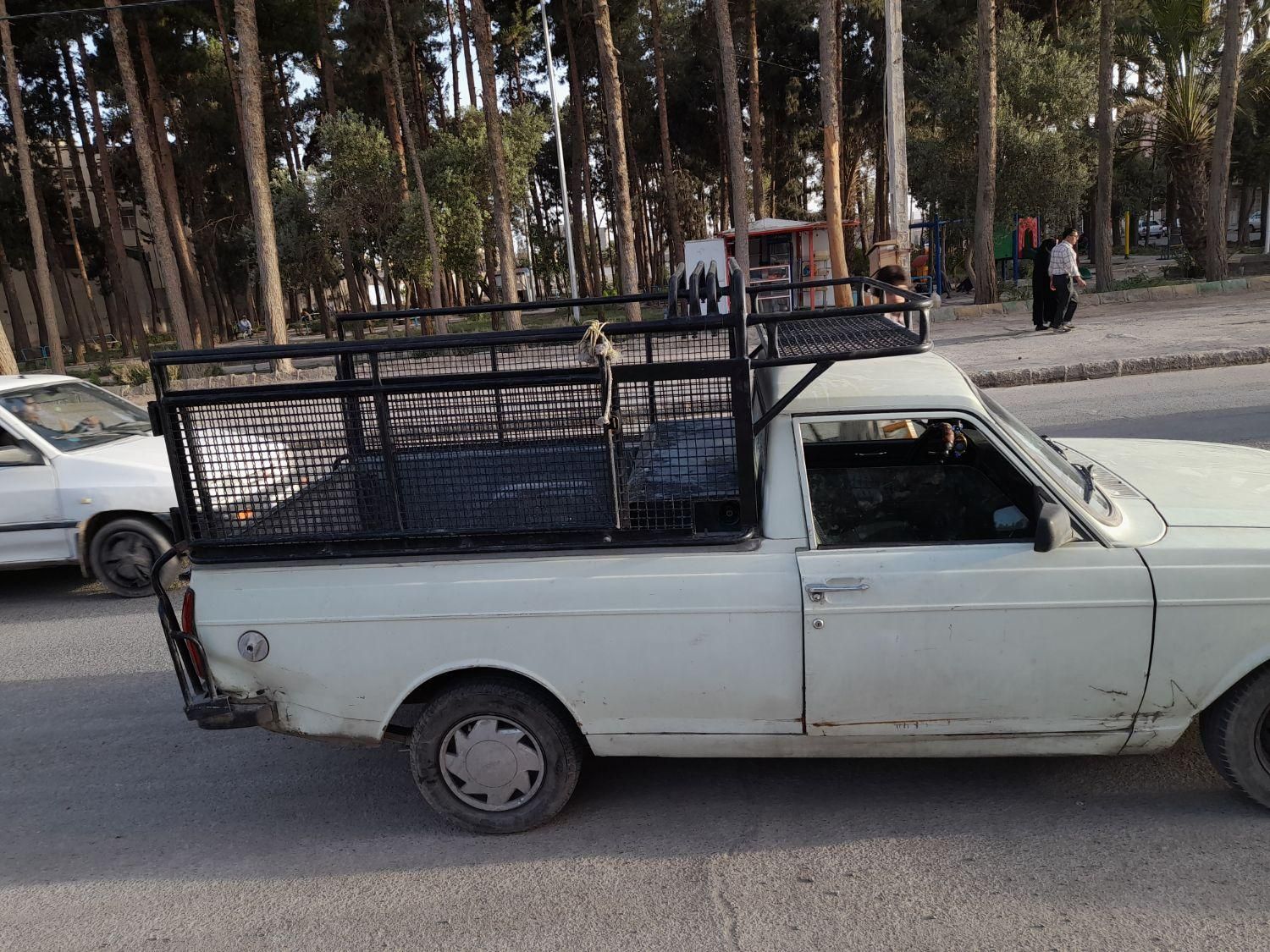 وانت بارتلفنی کرایه زاهدان باری باکارگروبدون کارگر|خدمات حمل و نقل|زاهدان, |دیوار