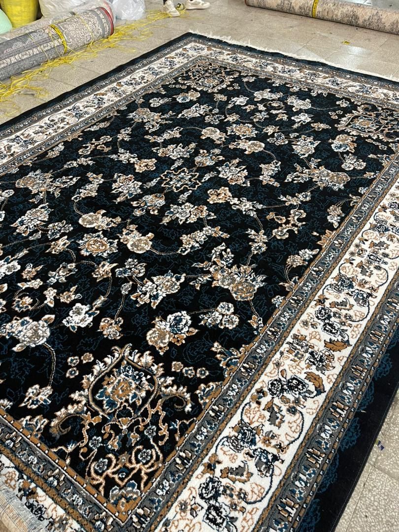 فرش انیسادر نقش های متفاوت|فرش|شهریار, شهریار|دیوار