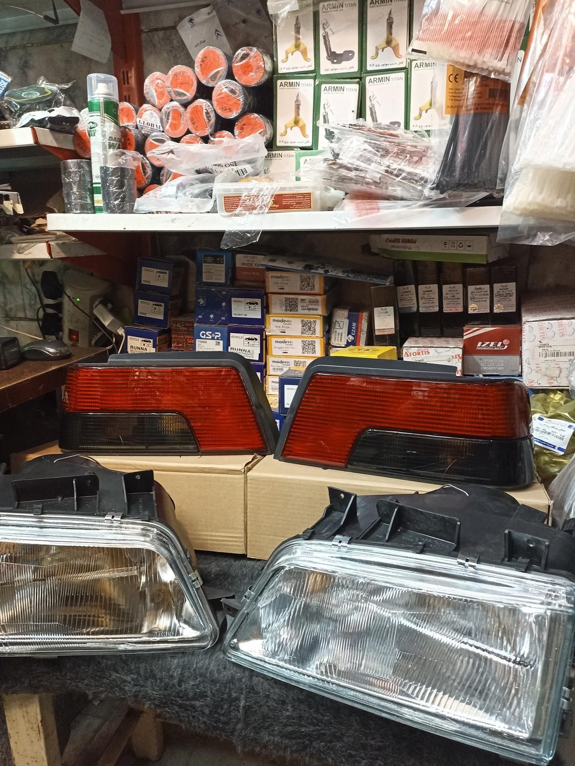 دریجه گاز *چراغ جلو خطر عقب+ پژو 405 )Slx تیو فایو|قطعات یدکی و لوازم جانبی|مشهد, هفده شهریور|دیوار