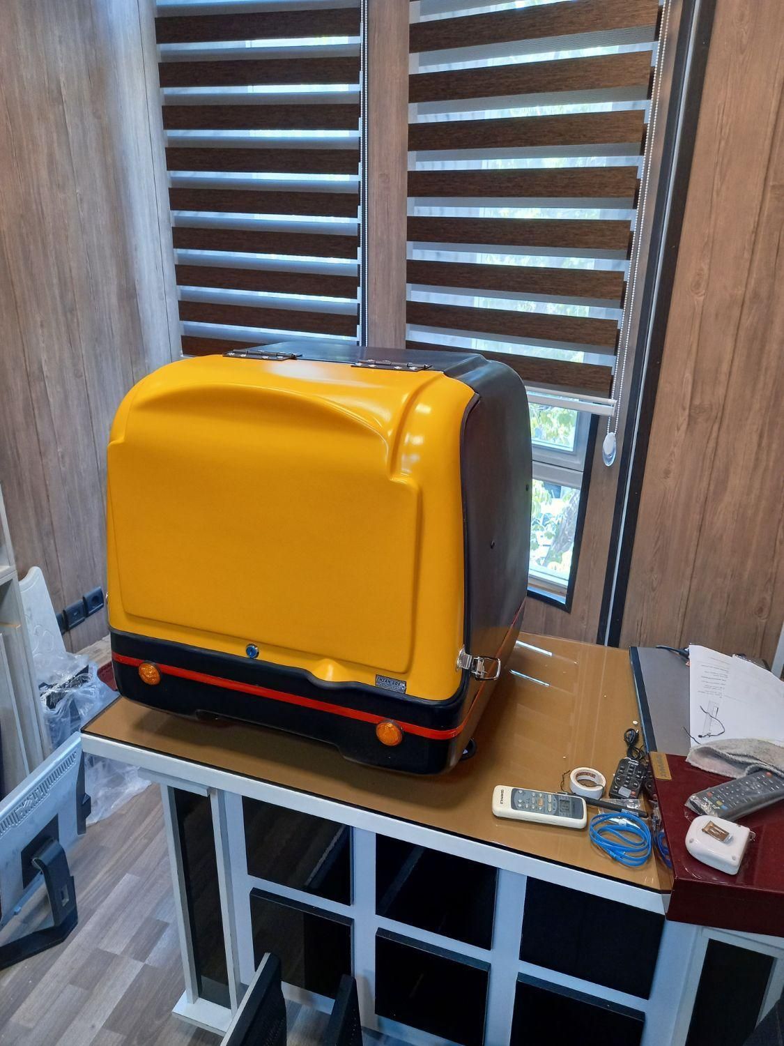 باکس و جعبه حمل غذا موتورسیکلت مدل صندوقی|قطعات یدکی و لوازم جانبی|تهران, ایرانشهر|دیوار