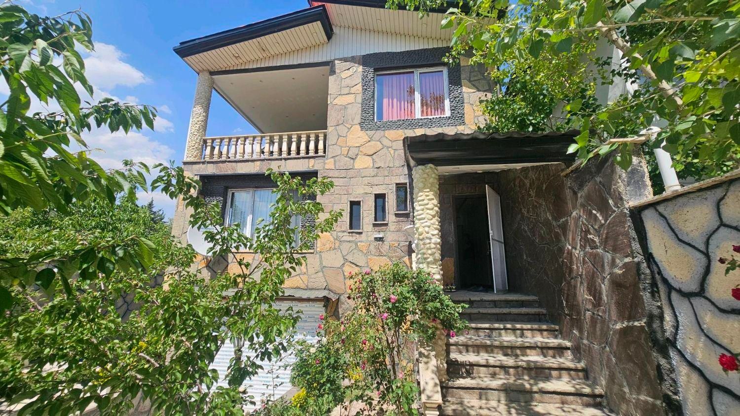 ویلا باغ 300 متر 240بنا در مهرآباد رودهن|فروش خانه و ویلا|رودهن, |دیوار