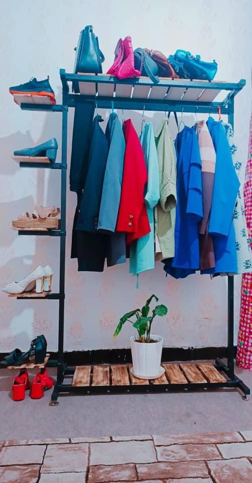 رگال لباس استند دار|فروشگاه و مغازه|اهواز, کیانپارس |دیوار