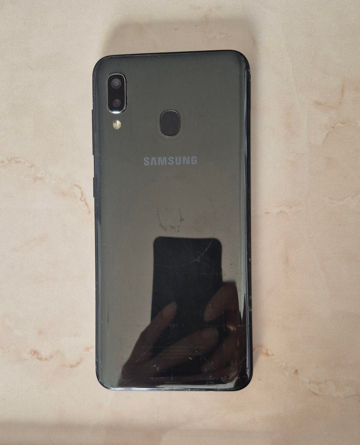 Samsung a20|موبایل|اصفهان, شفق|دیوار