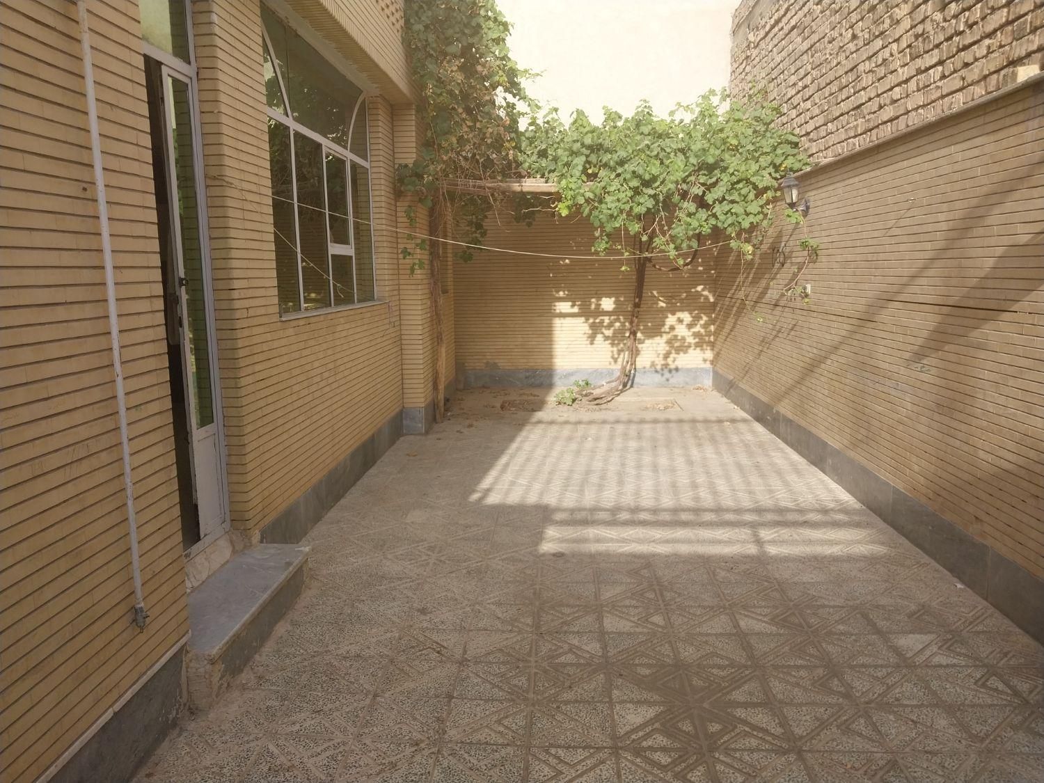 اجاره خانه ویلای دربست دو خواب|اجارهٔ خانه و ویلا|اصفهان, بهارستان|دیوار