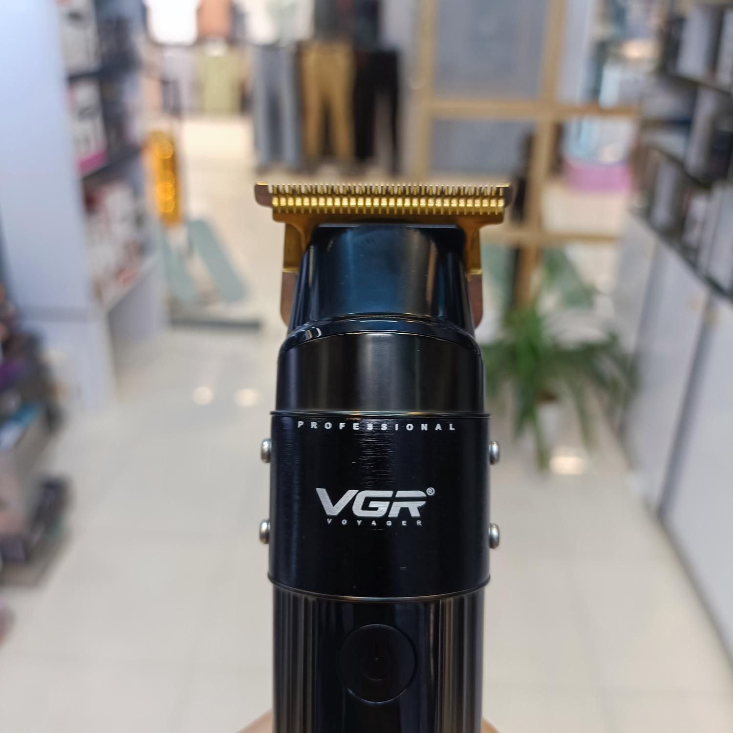 ماشین اصلاح حرفه ای وی جی ارvgr 929  موزرریش تراش|آرایشی، بهداشتی، درمانی|مشهد, هفده شهریور|دیوار